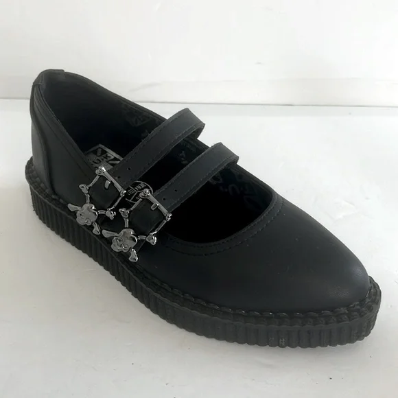 T.U.K. Footwear Black Women Platform Mary Jane 2 Strap Skull Buckle Shoes Size 6 - Picture 7 of 10